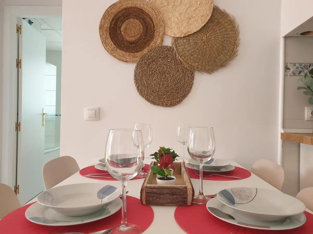 חרז Sherryflat Neira - Parking